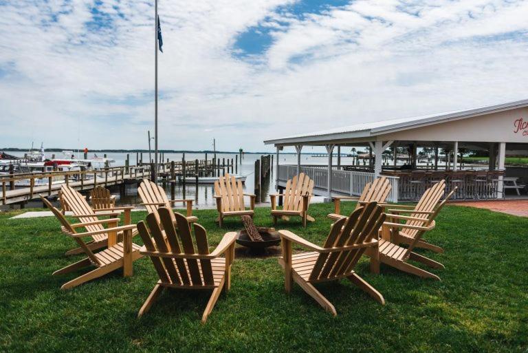 Wylder Hotel - Tilghman Island Екстериор снимка